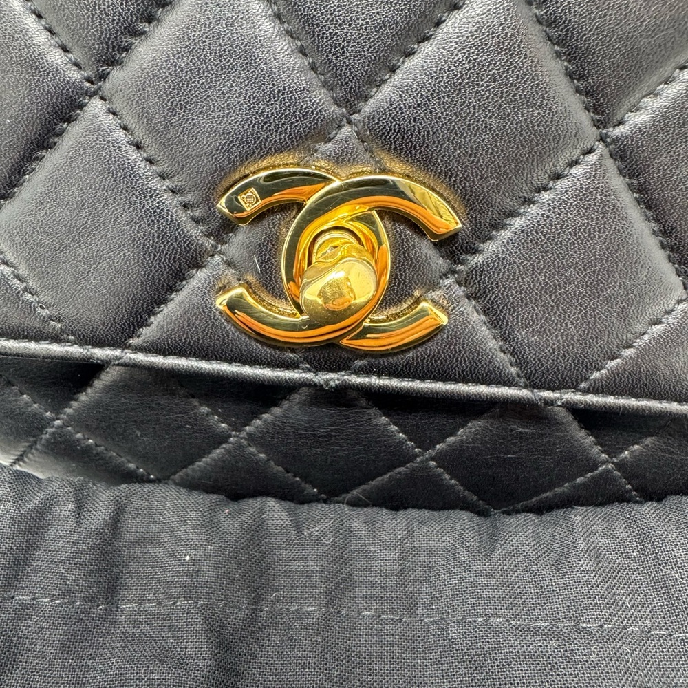 💎💯Authentic CHANEL Vintage Belt Bag Mini Black Lambskin Leather 24k GP - Picture 5 of 7
